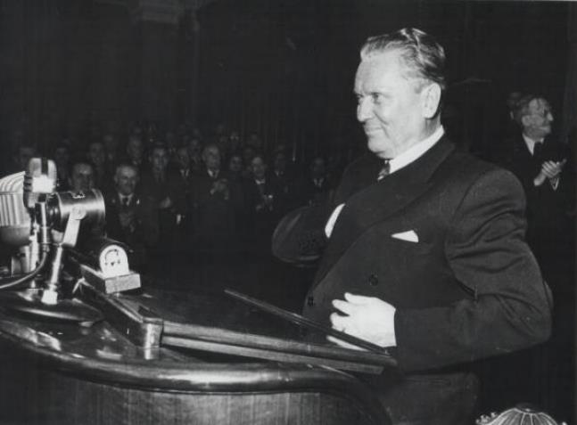 Vjerovali ili ne, Jugoslavija je nekad pomagala nerazvijenim zemljama.<br src=