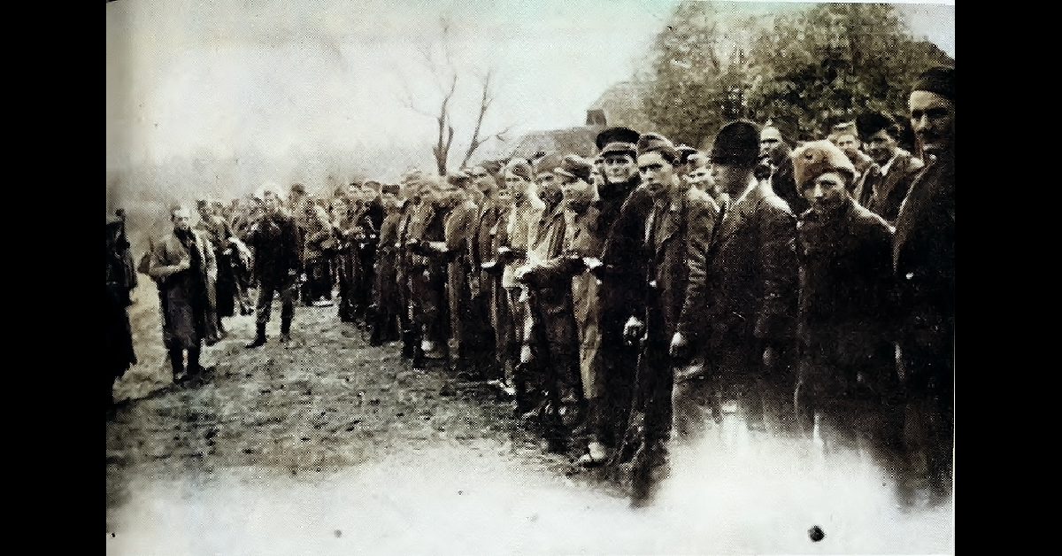 IZ PUČA U PUČ<br src=