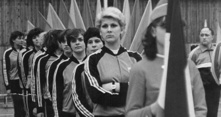 Rođena Svetlana Kitić-07.07.1960.-YU KALENDAR<br src=