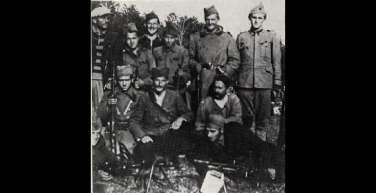 KOD GORNJEG VAKUFA-Jovan BOŽOVIĆ<br src=