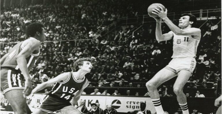 Prije pola vijeka  Jugoslavija je postala prvak svijeta u košarci (VIDEO)<br src=